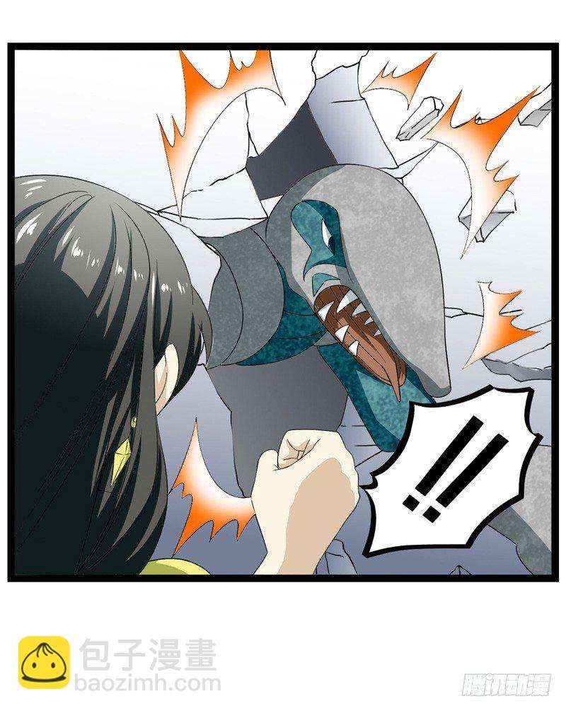 39011
