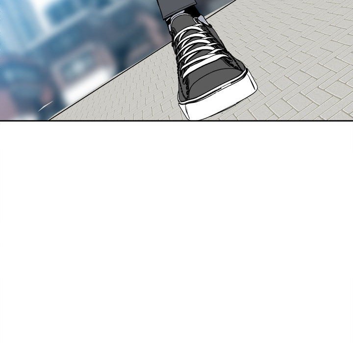 7618