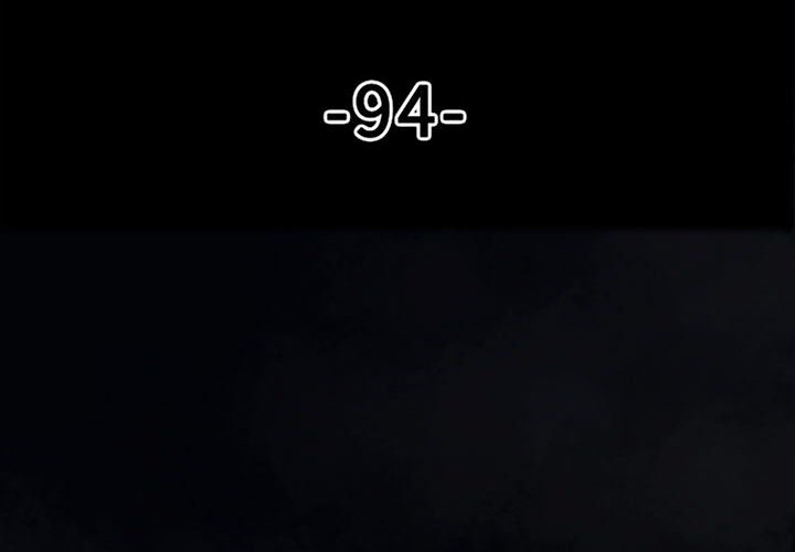943