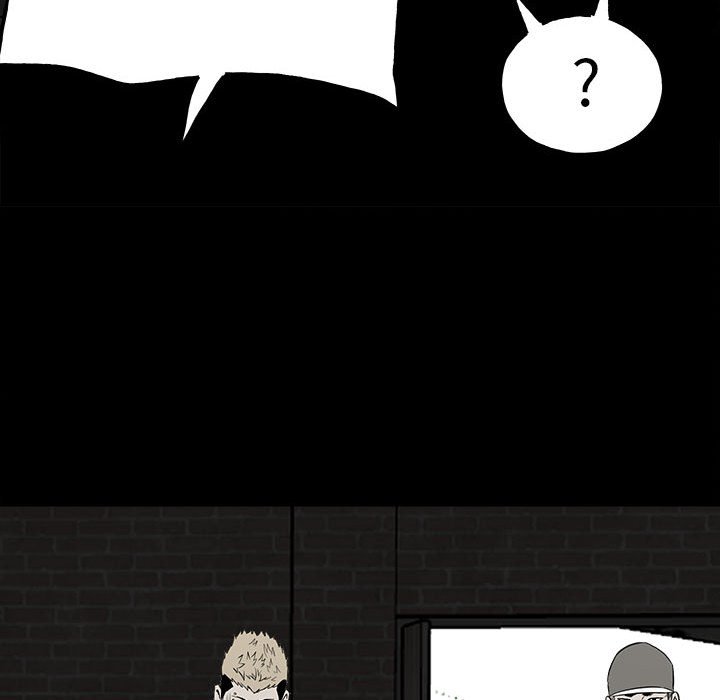10821
