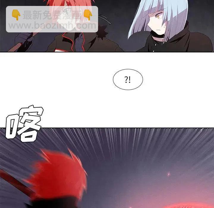 735