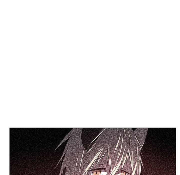 8435