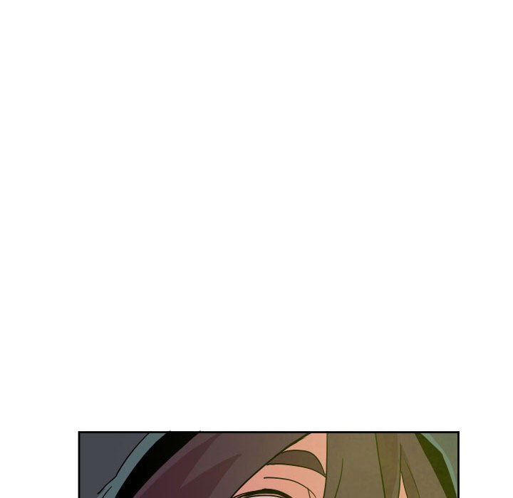 5472