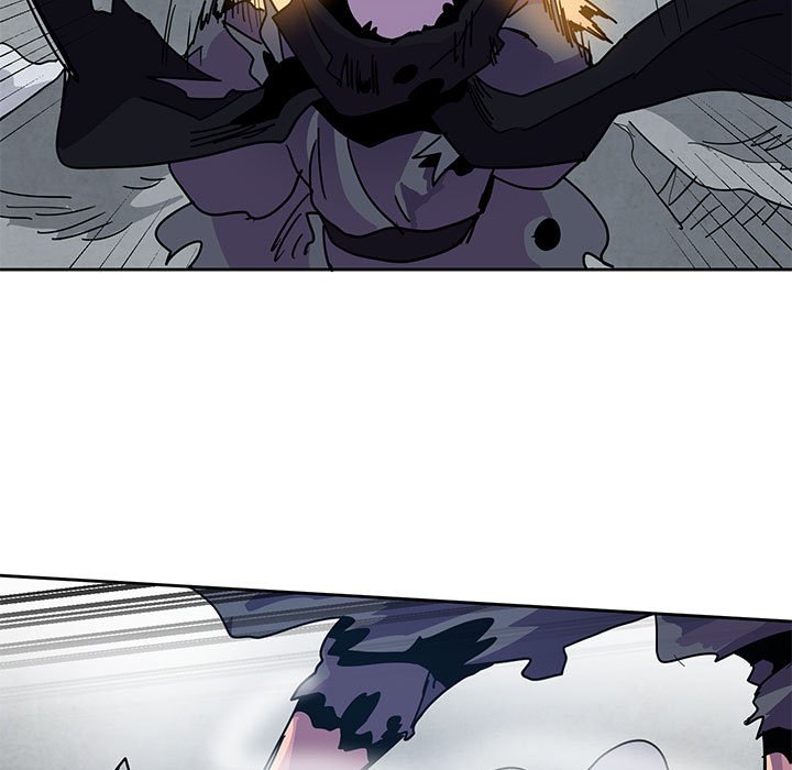 8972