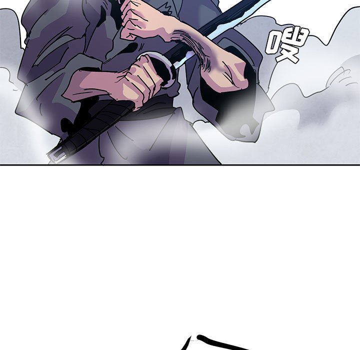 8976