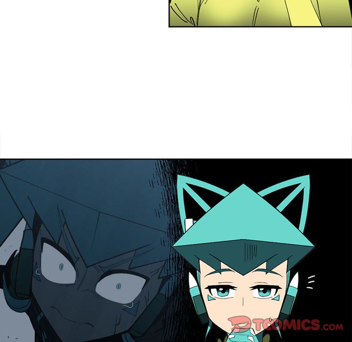 10811