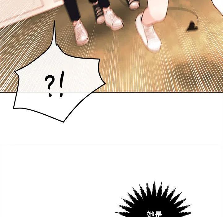 7835