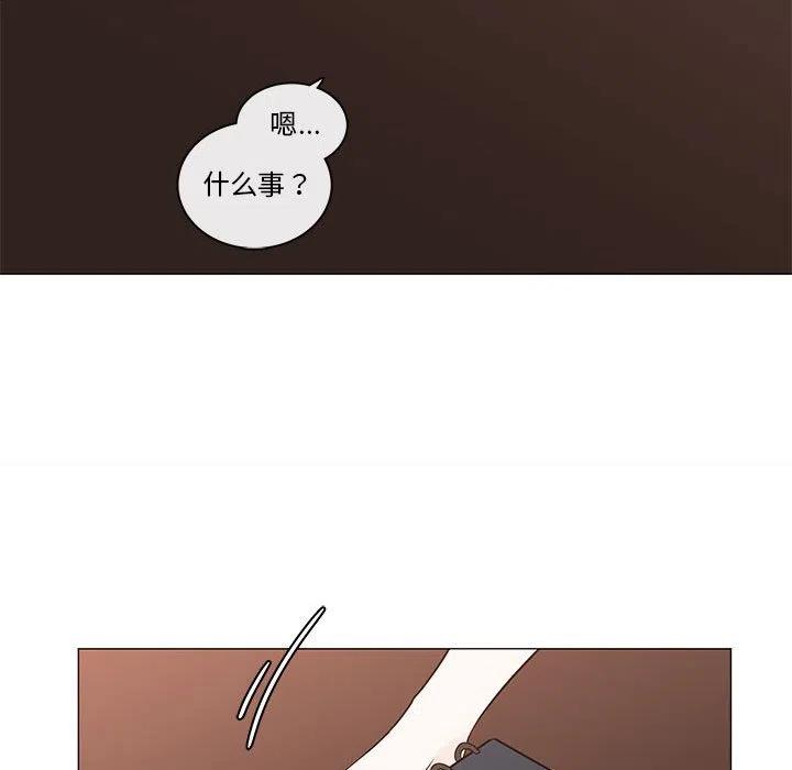 8439