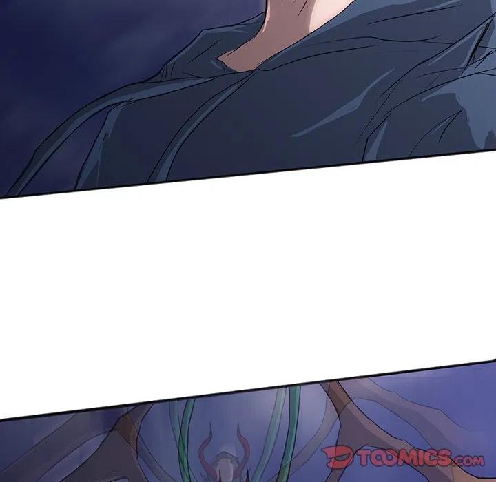 3077