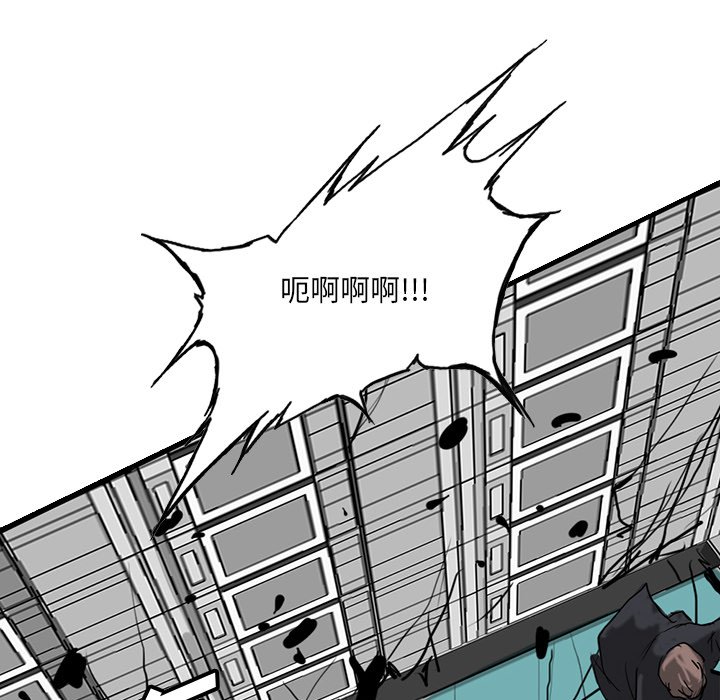 7435