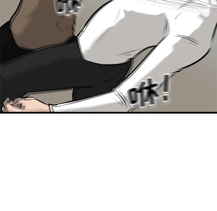 6922