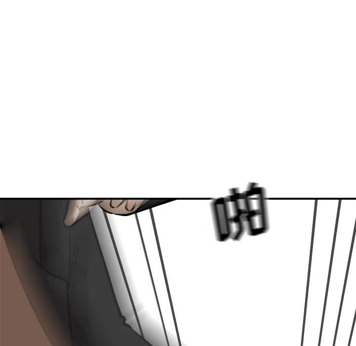 8561