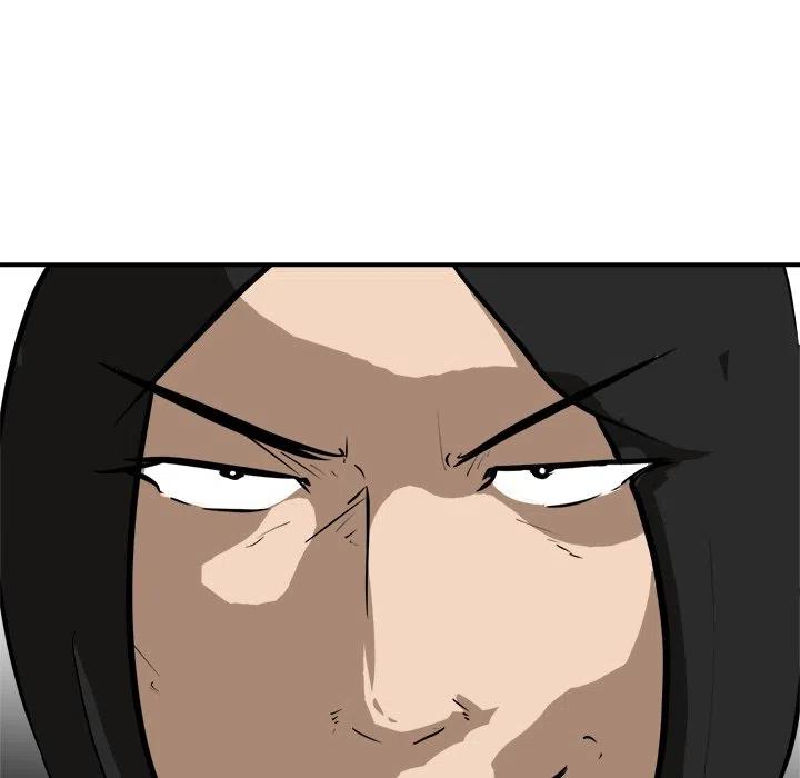 8913