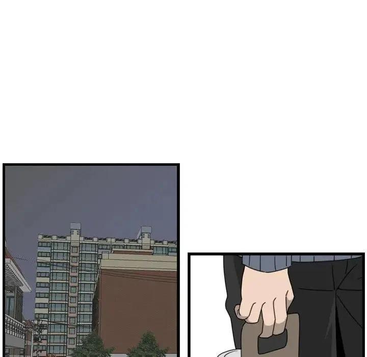 1043