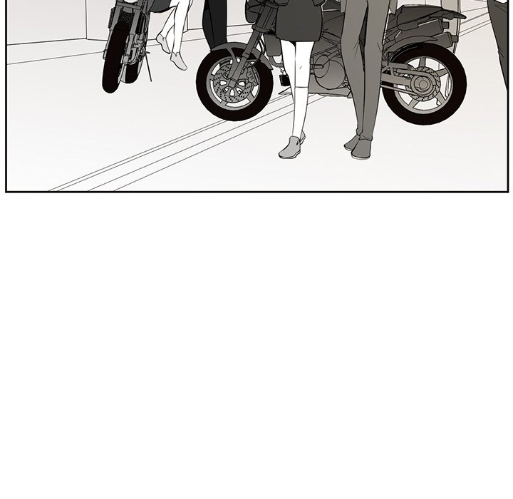 7723