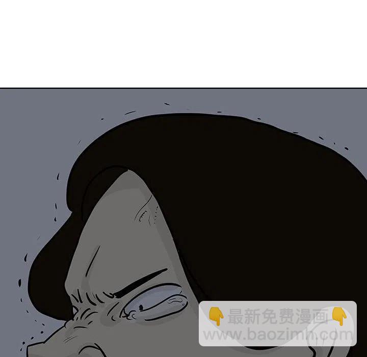 735