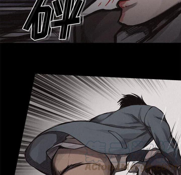 3318