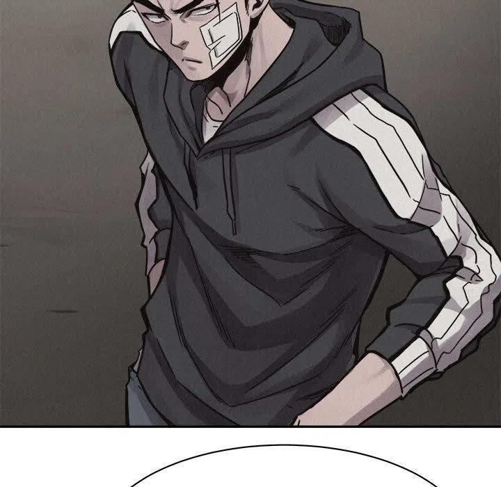 5823