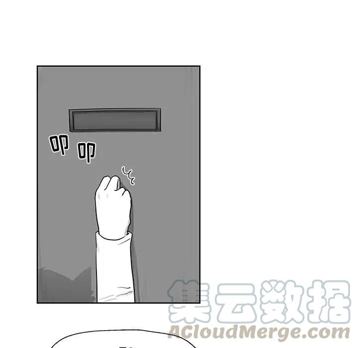 976