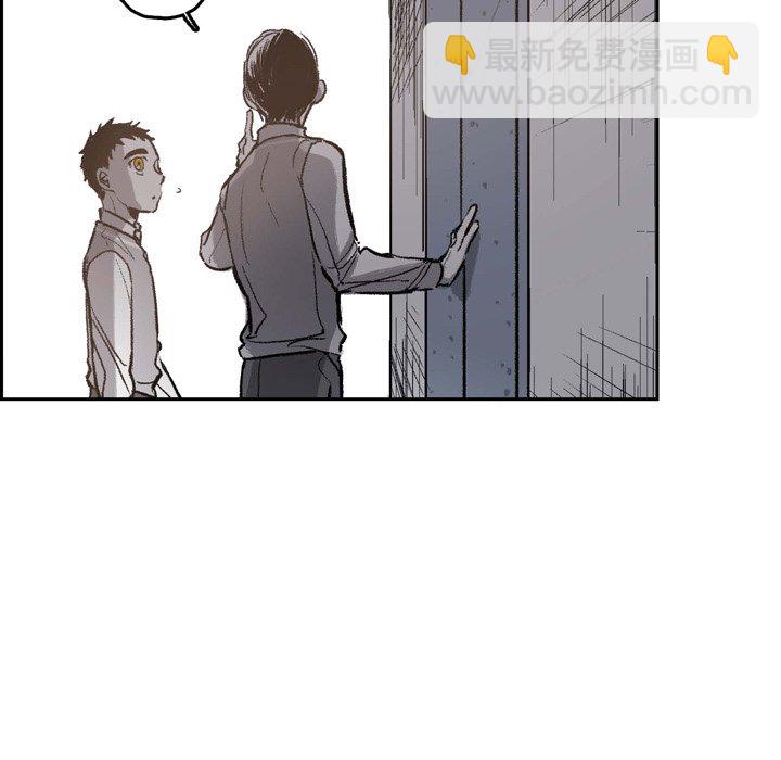 3922