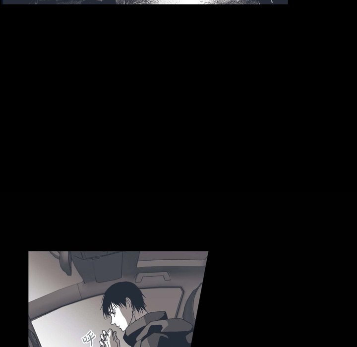 735