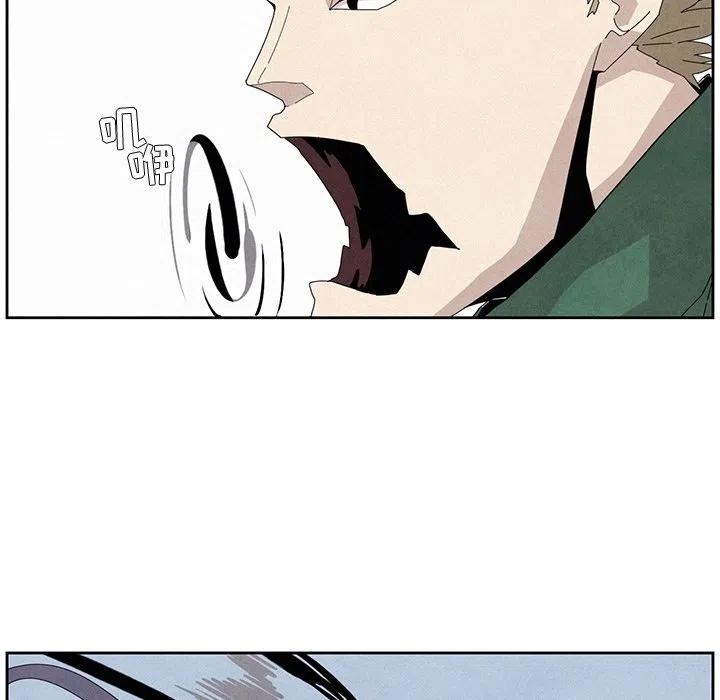943