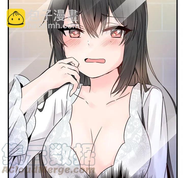 876