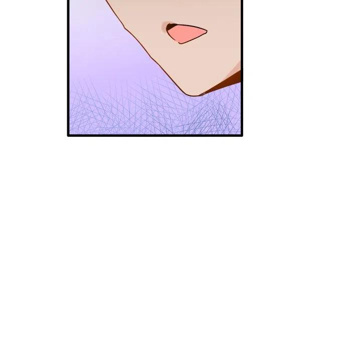 1121