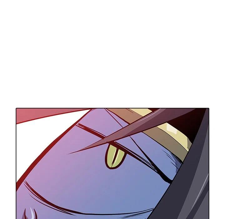 4885