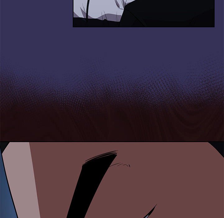4973